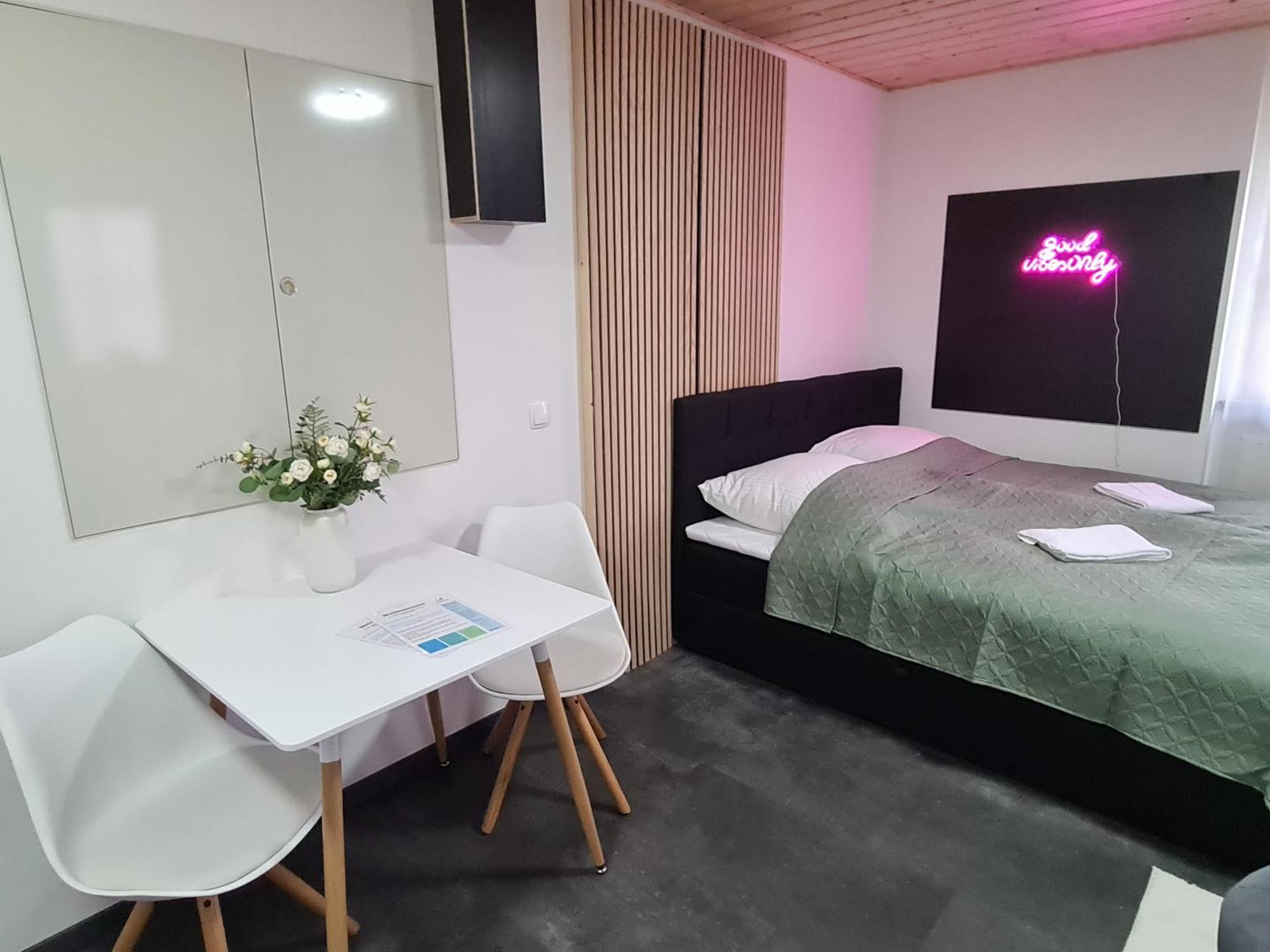 Theox No 11 Studio Apartment Fuer 2 Personen Heppenheim  Exterior foto